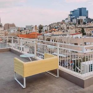 central-haifa-quite-place.gethaifahotels.com/