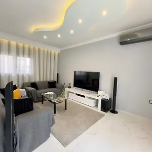 Apartment Zillion - Modern & Lux In Kalamaria By Tt, Thessaloniki